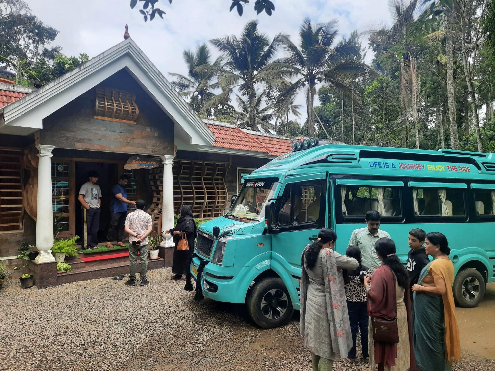 Sopanam Heritage Thekkady Exteriör bild
